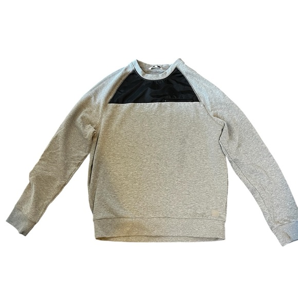 Calvin Klein Gray Women’s Performance Workout Fitness Sweatshirt Large Mesh - Picture 2 of 7